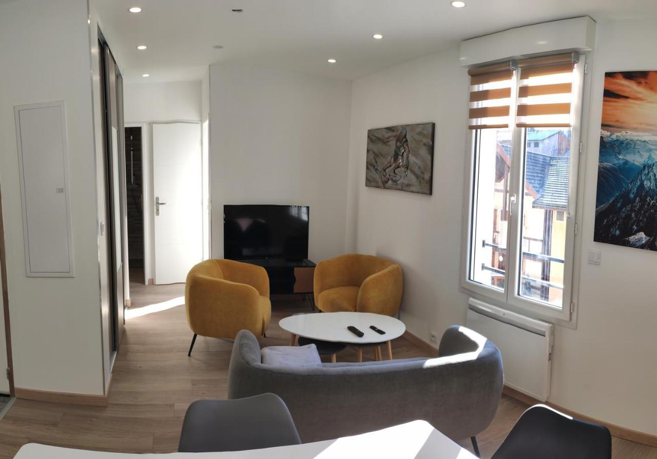Joli Appartement Renove Avec Terrasse Brides-les-Bains Zewnętrze zdjęcie
