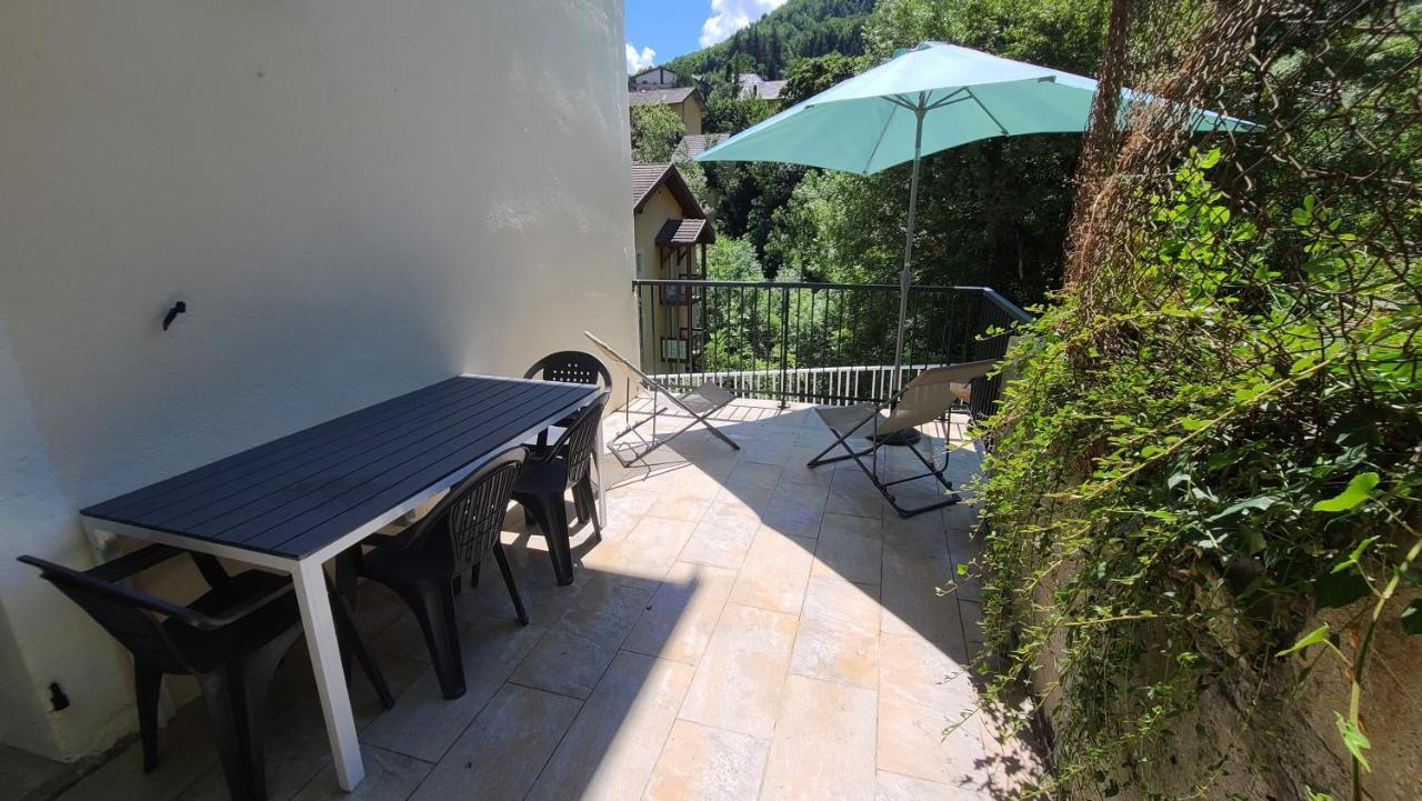 Joli Appartement Renove Avec Terrasse Brides-les-Bains Zewnętrze zdjęcie